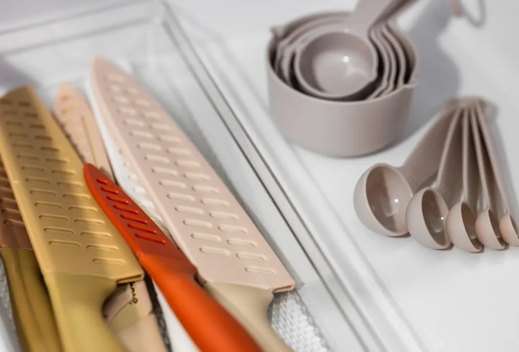 Colorful kitchen knives and measuring spoons set